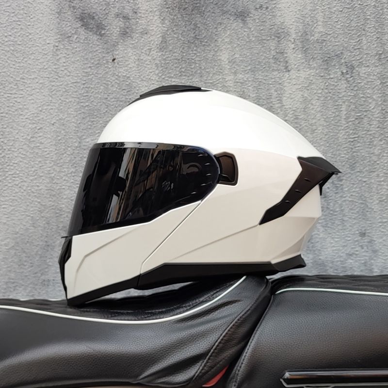 Uniwersalny kask motocyklowy z – Quick Release Buckle Motorcycle Helmet recenzja i cena